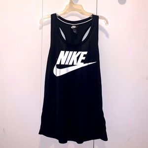 Women’s NIKE Essential Muscle Futura Tank 🖤🎽
